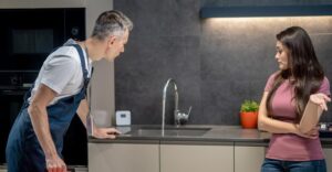 Как да изчистите запушен дренаж сами в банята